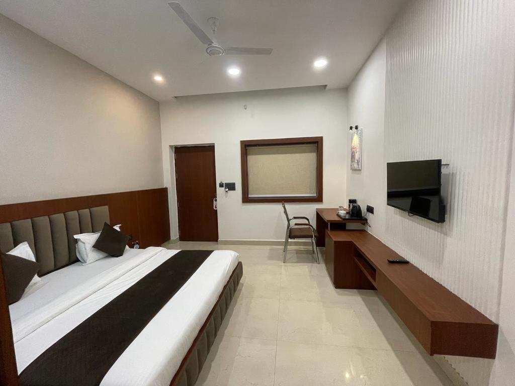 The Kedar Resort Mathura Ngoại thất bức ảnh